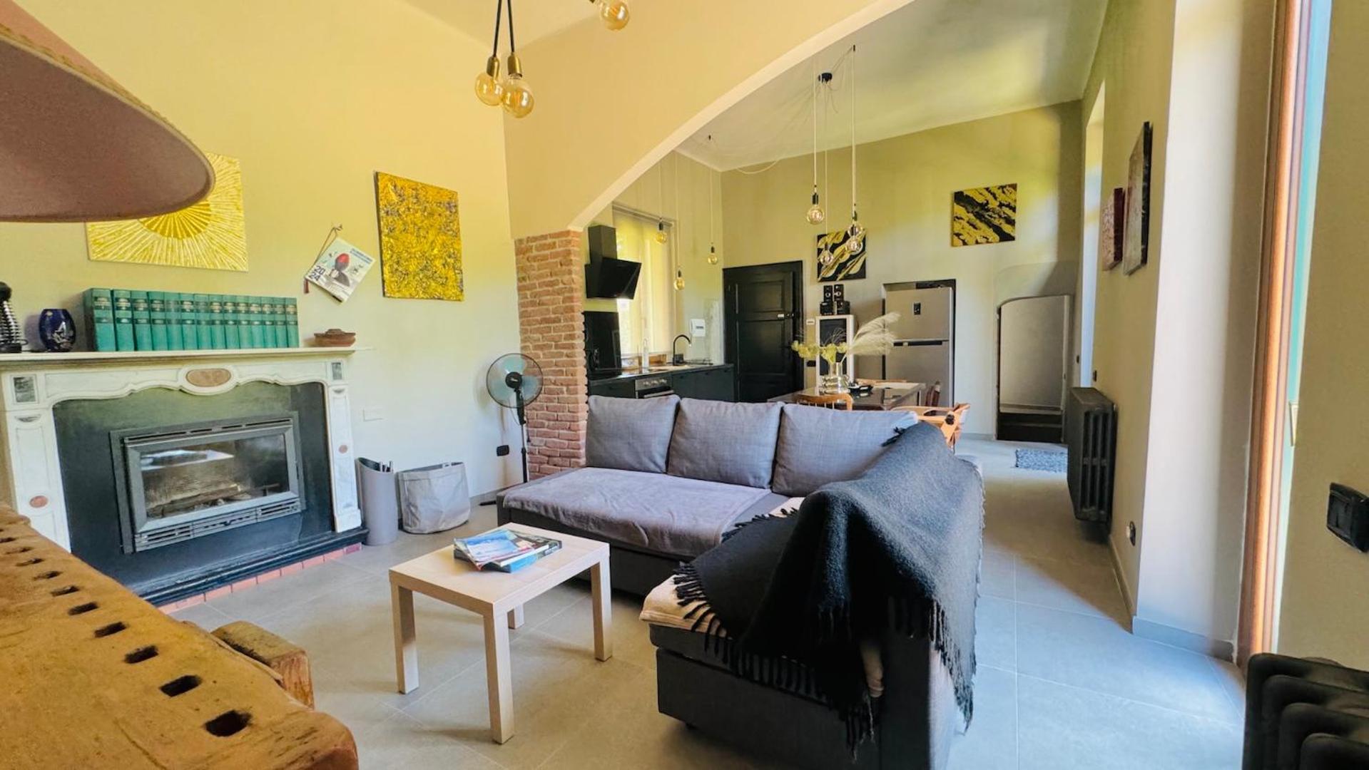 Curt Da Beta - Casa Vacanze Con Giardino In Corte Del XVIII Secolo Malnate Zewnętrze zdjęcie